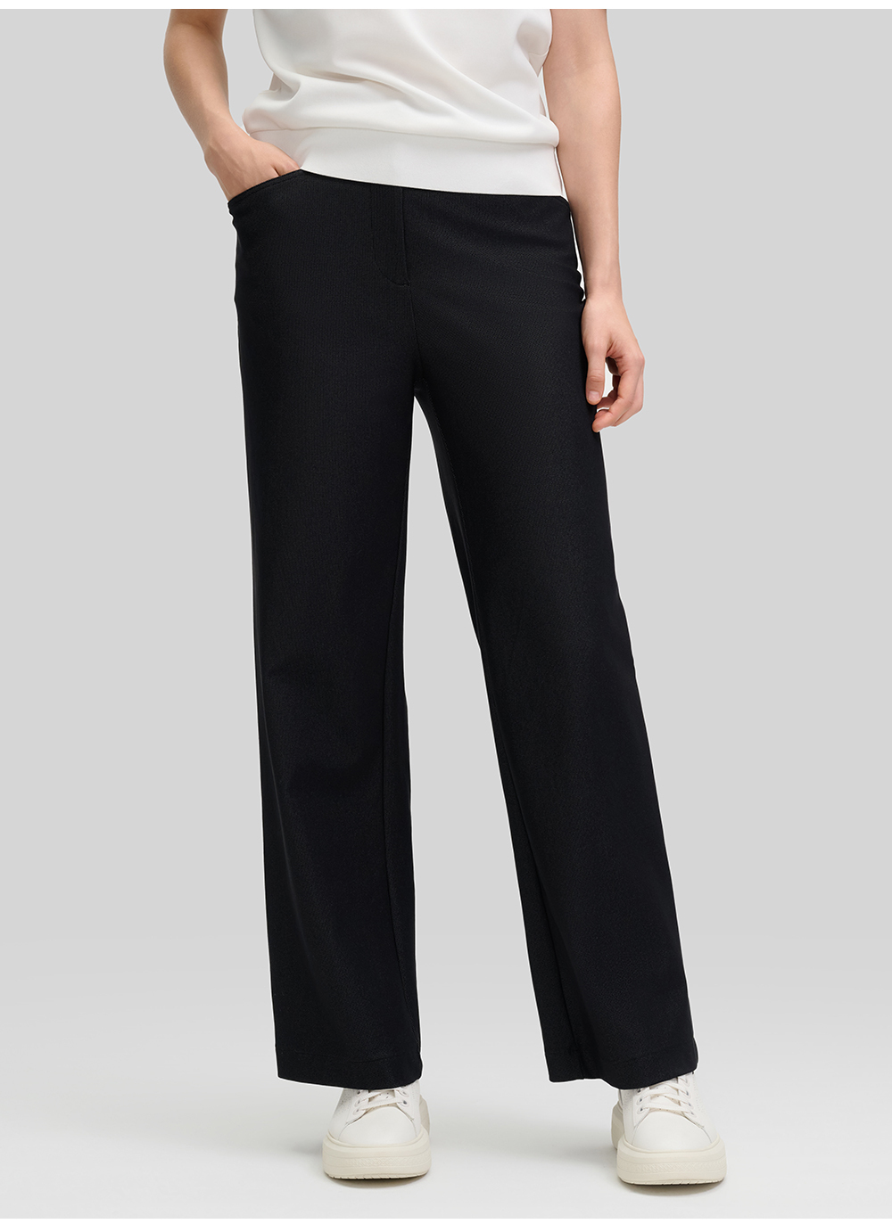 FILA CORE LIFESTYLE EMERALD FANCY BRERA Women Knit Pants (Black / Light Khaki)
