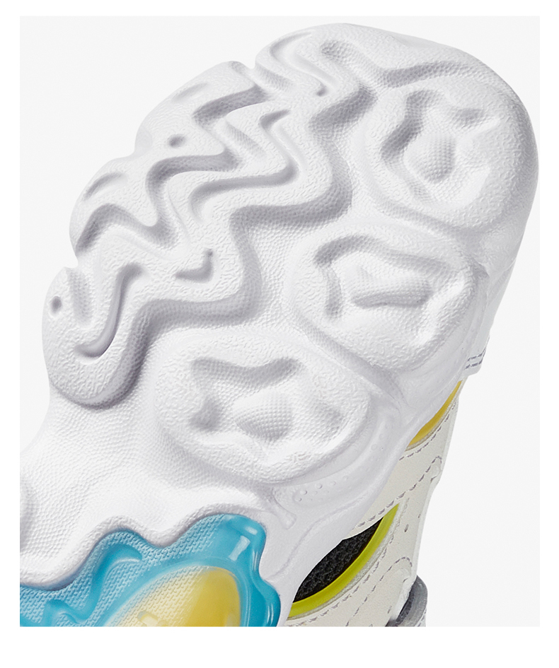 (EU 22 - 27) FILA KIDS HERITAGE OMELETTE Boys/Girl's Light-Up Shoes with Velcro