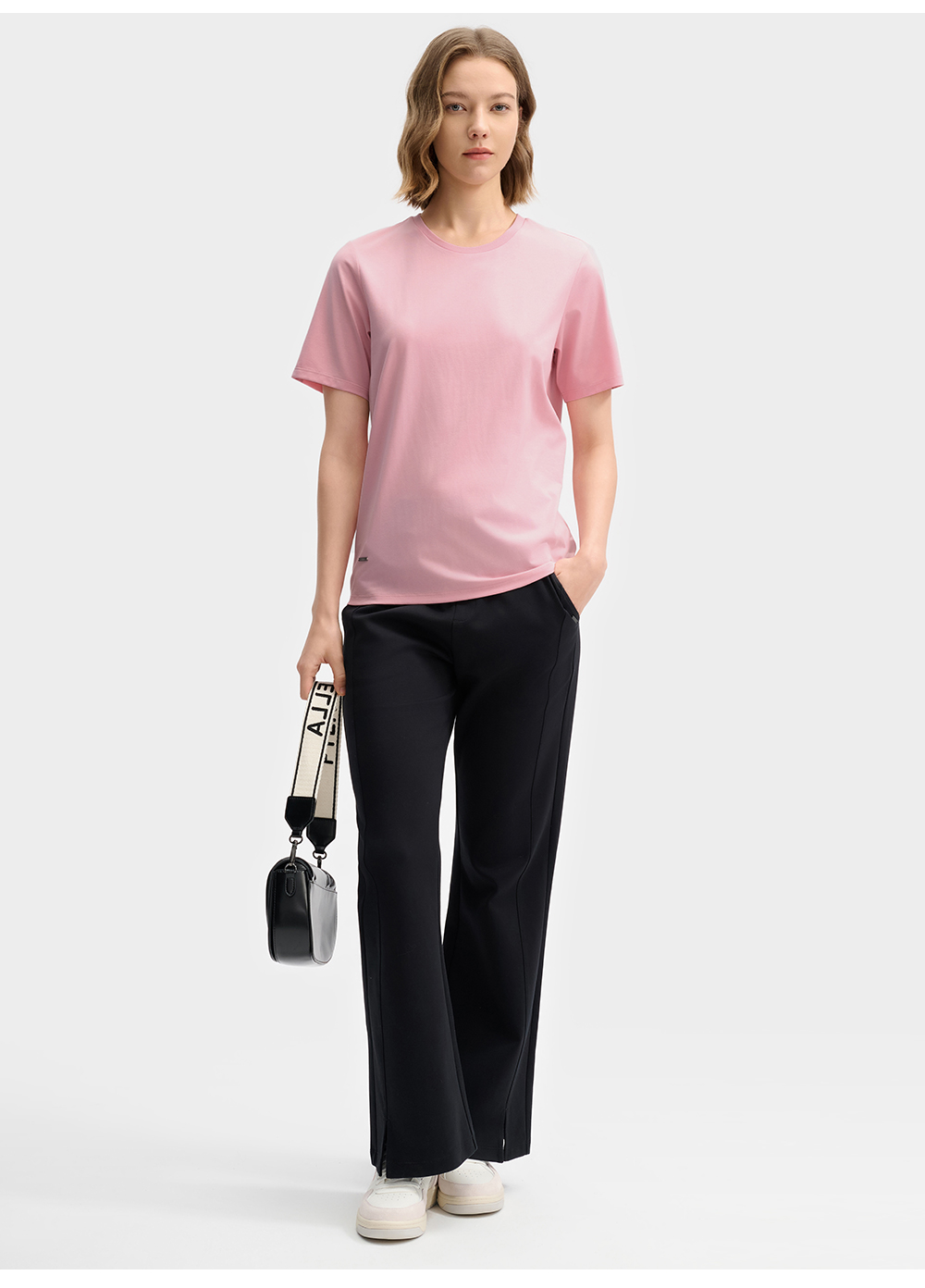 FILA CORE LIFESTYLE WHITE LINE THE GALLERIA VITTORIO EMANUELE II Women Short Sleeves T-Shirt (Light Pink / Black / White)