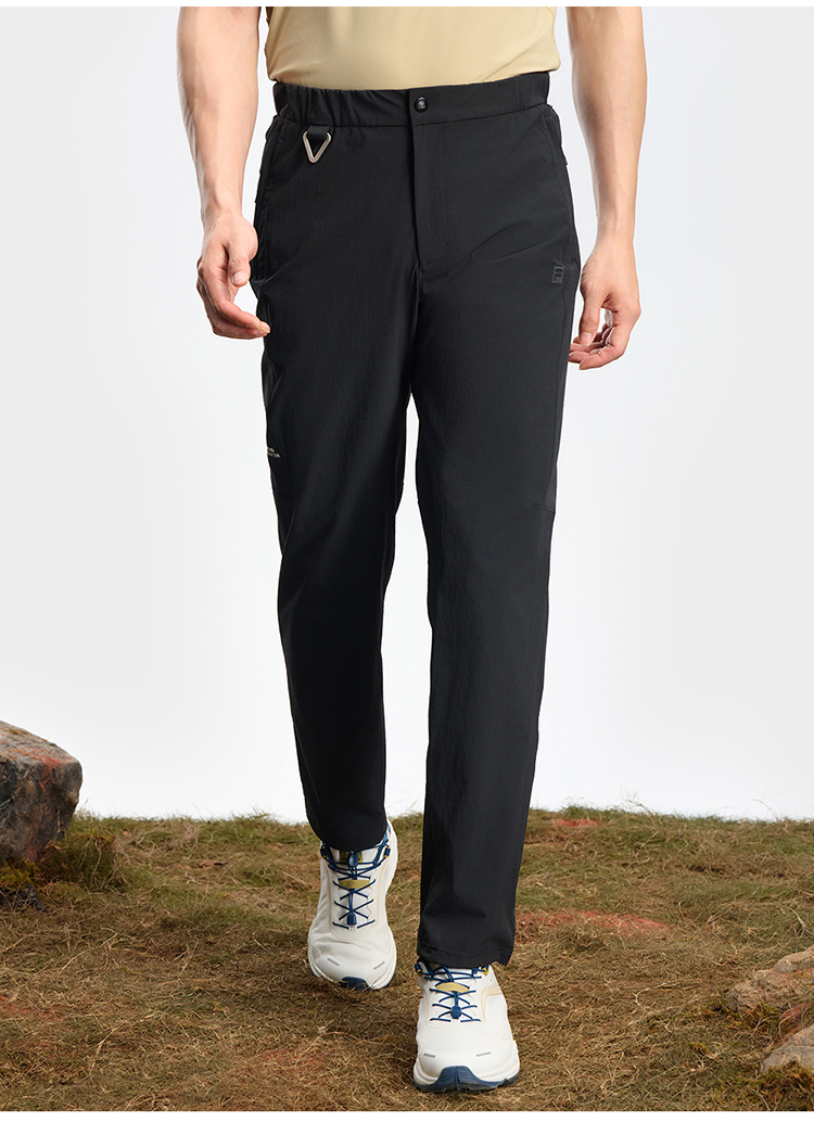 FILA CORE ATHLETICS EXPLORE NATURE'S WONDER Men Woven Pants (Black)