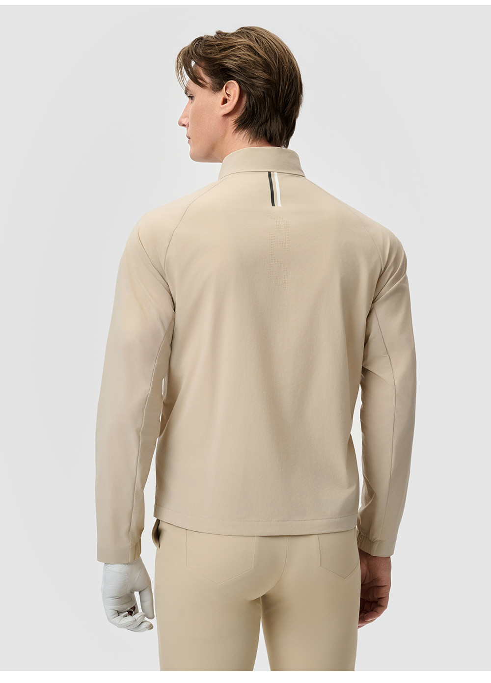 FILA CORE ATHLETICS GOLF STATELY FLORAL Men Woven Jacket (Black / Light Khaki)