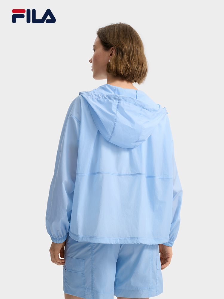 FILA CORE LIFESTYLE WHITE LINE ESCAPE THE CITY Women Sun-proof Jacket (Light Blue)