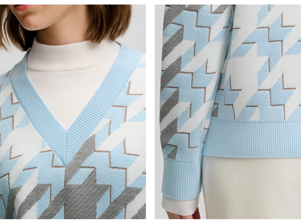 FILA CORE LIFESTYLE EMERALD ELEGANT HEART Women Knit Sweater (Full Print)