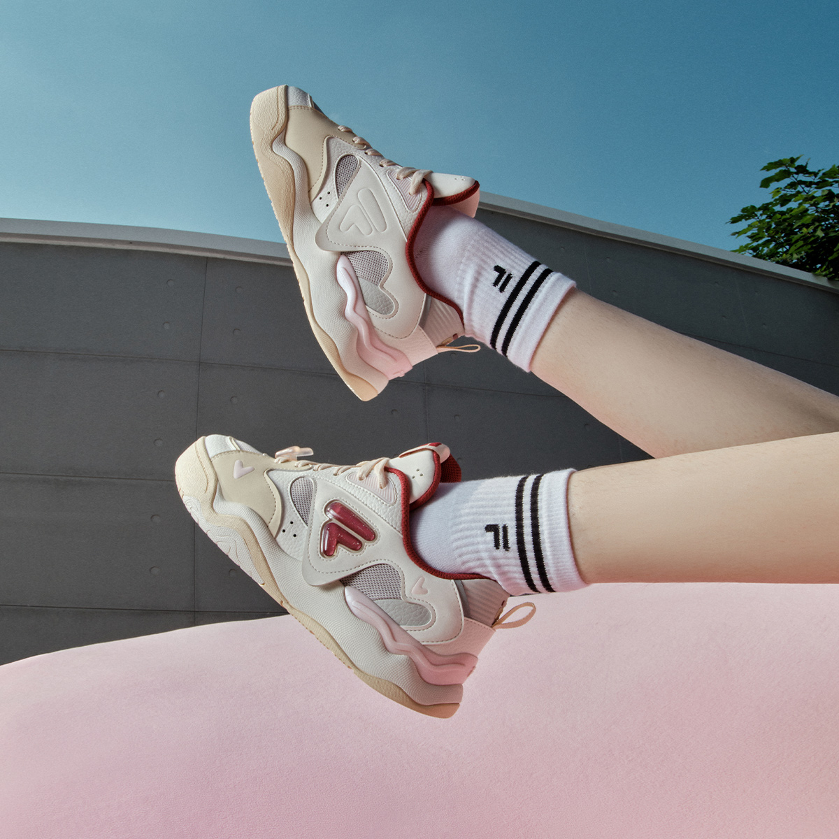 [V-Day Edition] FILA FUSION KICK II Women & Men Skate Shoes (Valentine's Couple Sneakers - Black and White )