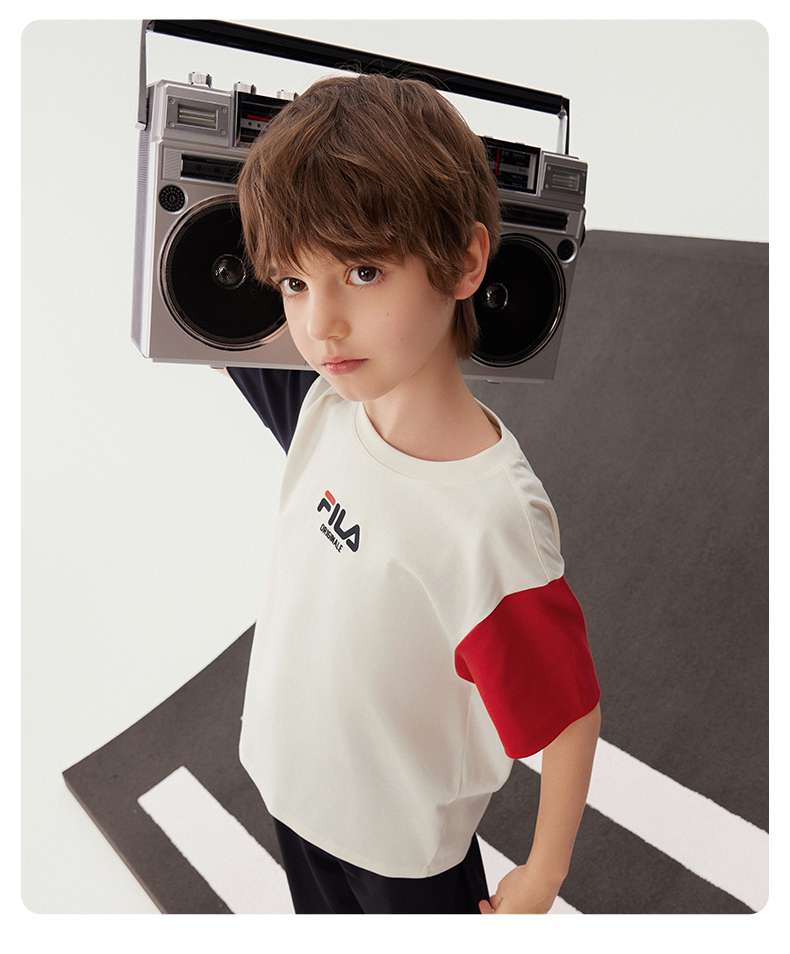 (130 - 170cm) FILA KIDS ORIGINALE Boy's Short Sleeve T-Shirt in White