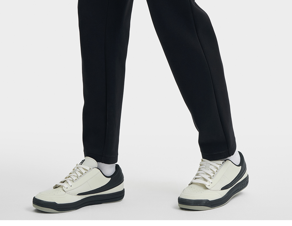 FILA CORE LIFESTYLE WHITE ORTISEI Men Knit Pants (Black)
