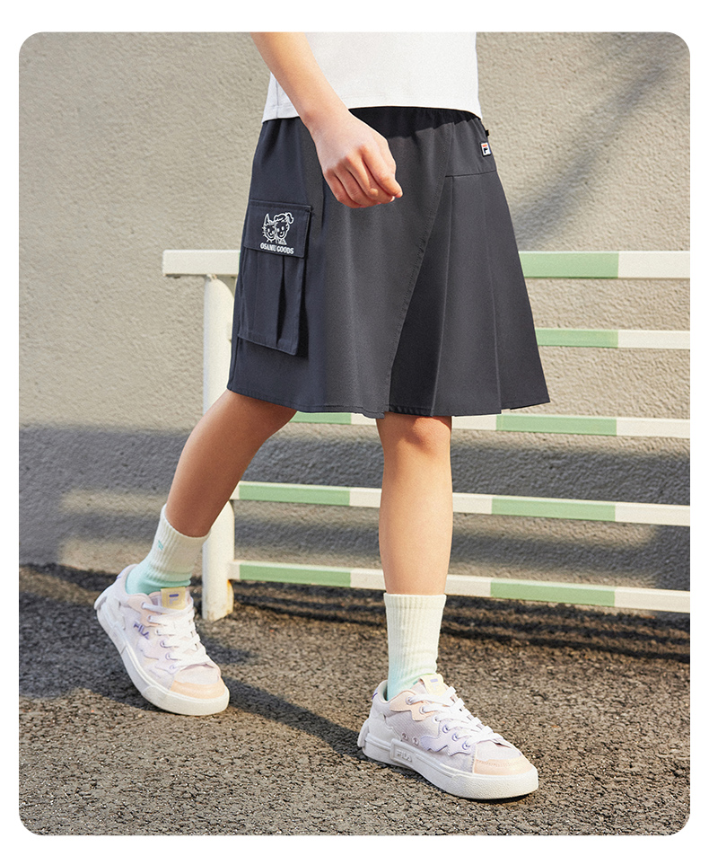 (130 - 165cm) FILA KIDS x OSAMU GOODS Girl's Skirt in Navy