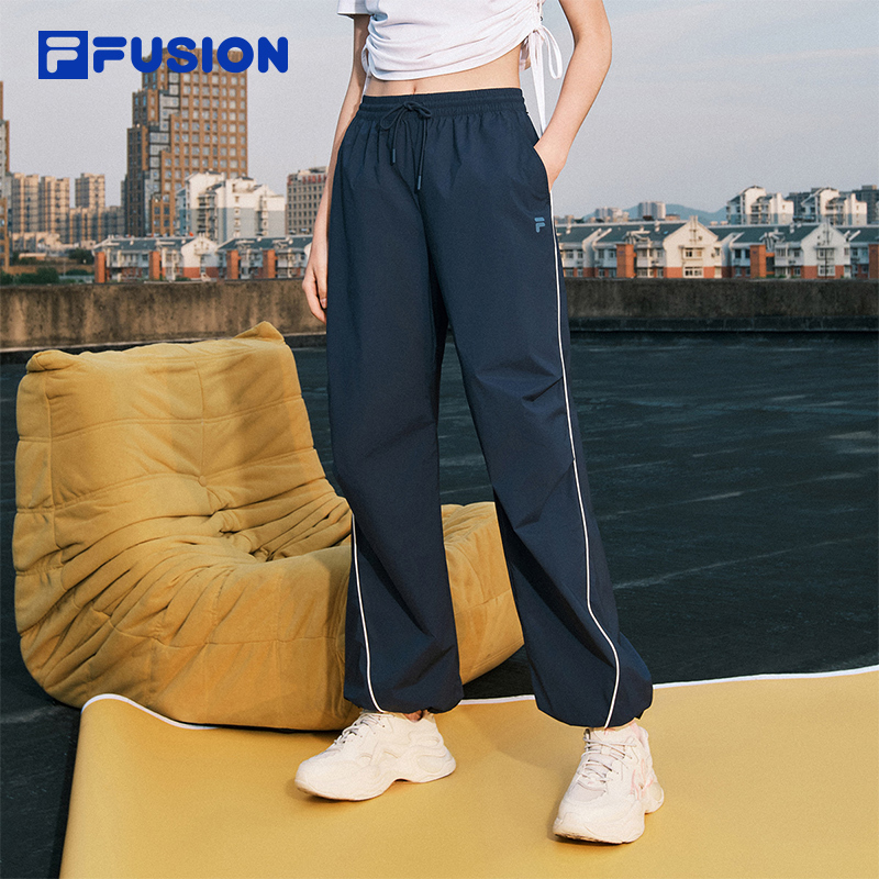 FILA FUSION  FUSION LIFE FUSIONEER DOWNTOWN DRIFT Women Woven Pants
