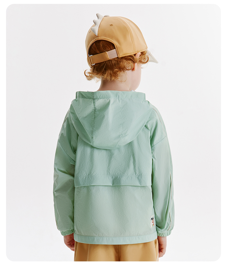 (105 -130cm) FILA KIDS WHITE LINE Boy's Sun-proof Jacket in Green