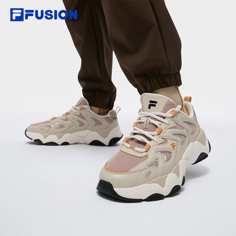 FILA FUSION SNEAKERS COMET II Men Sneakers (Black/White)