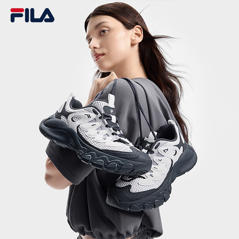 FILA CORE MODERNO FILA TRUFFLE Women Sneakers (Black/Grey)