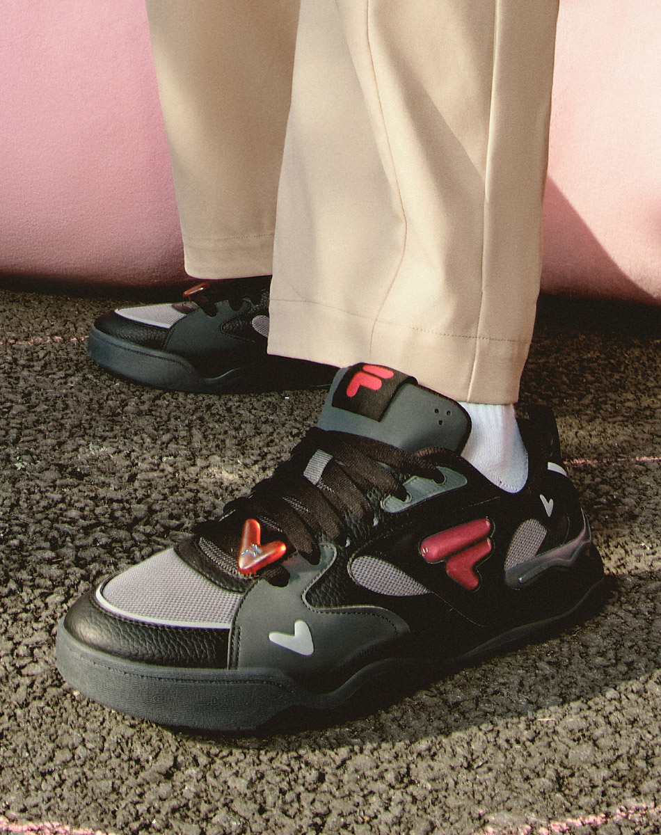 [V-Day Edition] FILA FUSION KICK II Women & Men Skate Shoes (Valentine's Couple Sneakers - Black and White )
