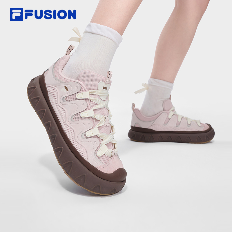 FILA FUSION Women Sneakers