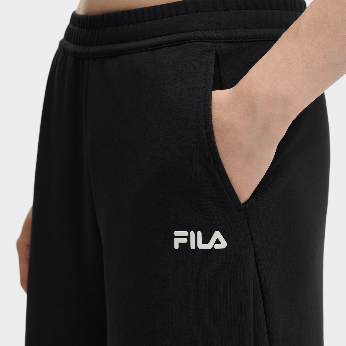 FILA CORE LIFESTYLE FILA ORIGINALE Football Culture Women Knit Pants