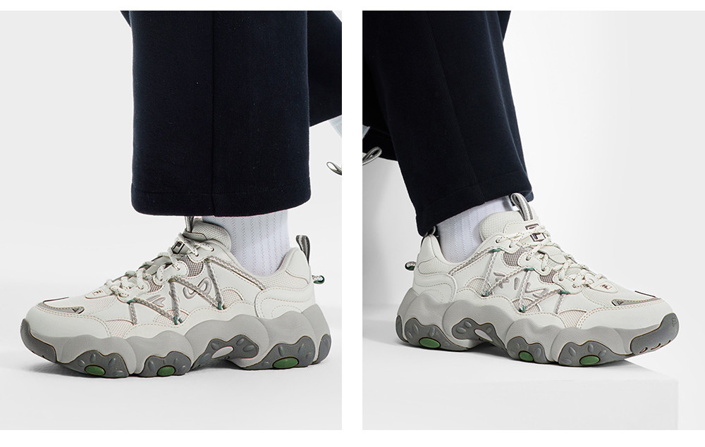 FILA CORE FASHION FLUID 6 Women Sneakers (Black / Grey / White)