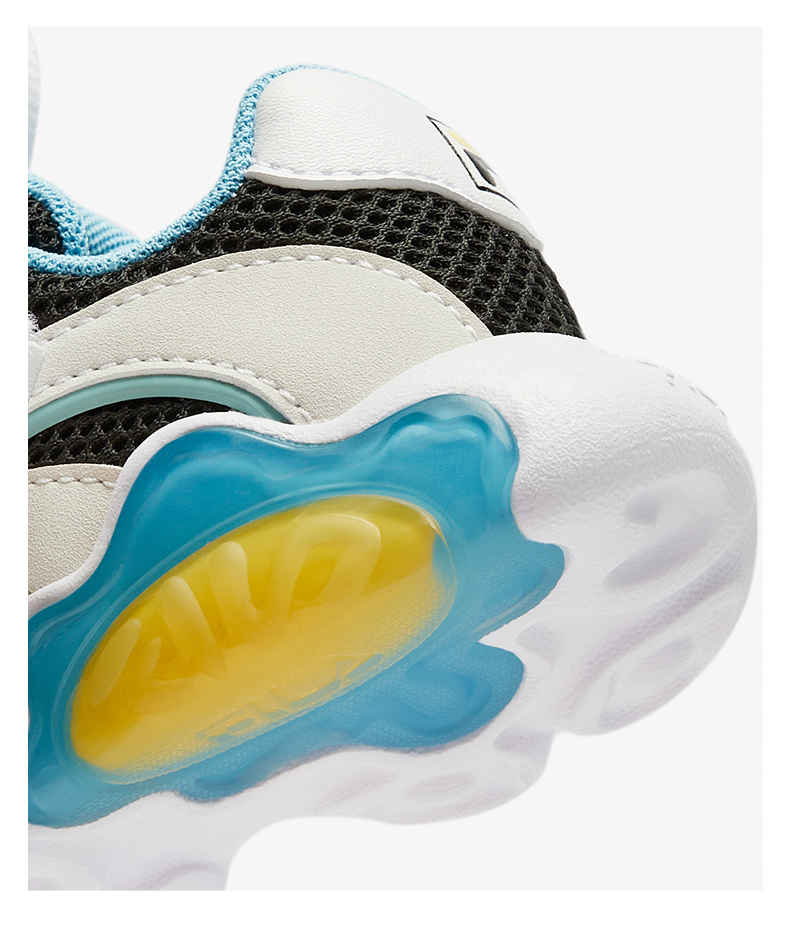 (EU 22 - 27) FILA KIDS HERITAGE OMELETTE Boys/Girl's Light-Up Shoes with Velcro