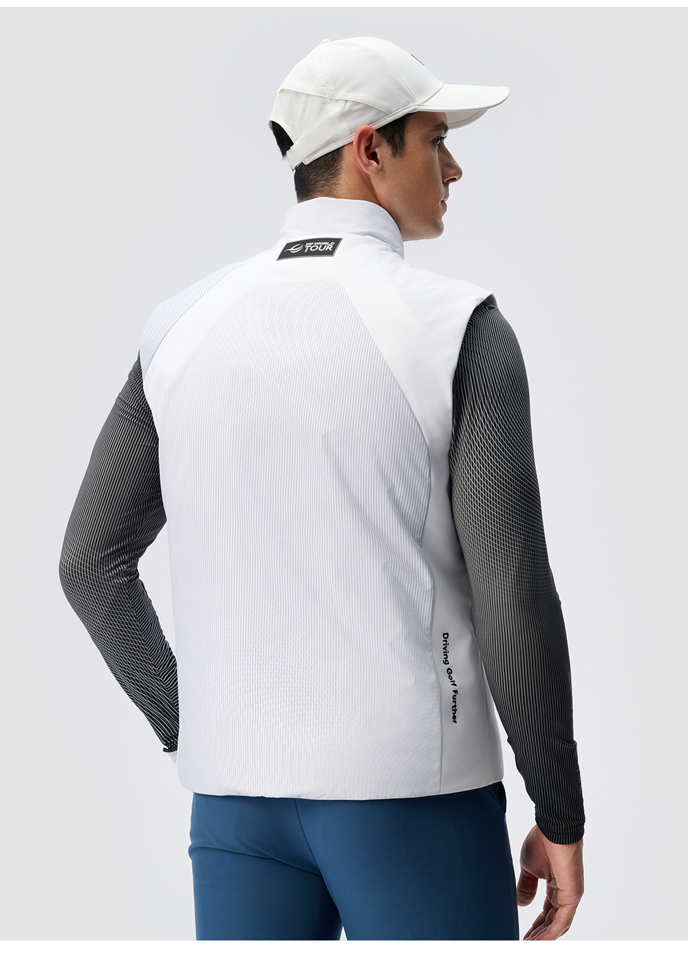 FILA CORE ATHLETICS GOLF DP WORLD TOUR MONOGRAM STRIPE Men Down Jacket Vest (White)