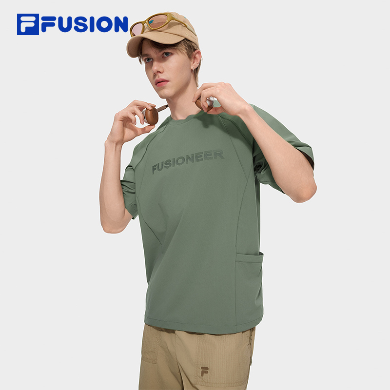 FILA FUSION  FUSION LIFE FUSIONEER DOWNTOWN DRIFT Men Short Sleeve T-shirt (Blue / Green)