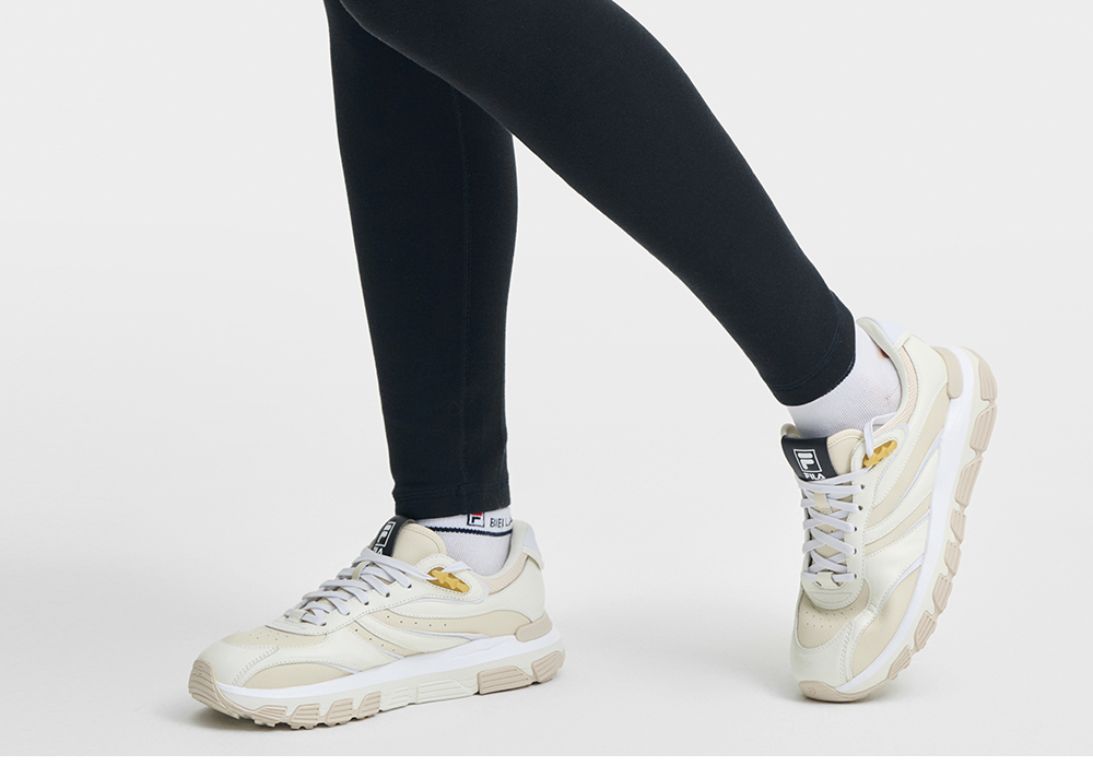 FILA CORE LIFESTYLE FILA MILANO STUDIO IN MILAN Women Knit Pants (Black)