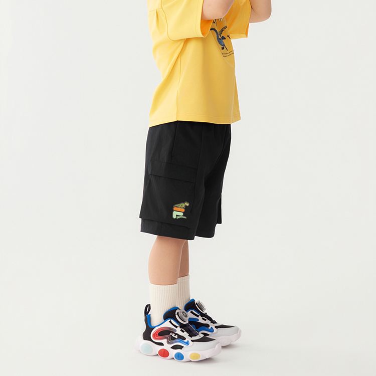 (105-130cm) FILA KIDS x GIGANTOSAURUS Boy's Knit 5 Inch Woven Pants in Navy