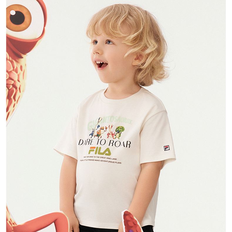 FILA KIDS x GIGANTOSAURUS ORIGINALE Boy's Short Sleeve T-Shirt in Ash(105 - 130cm)