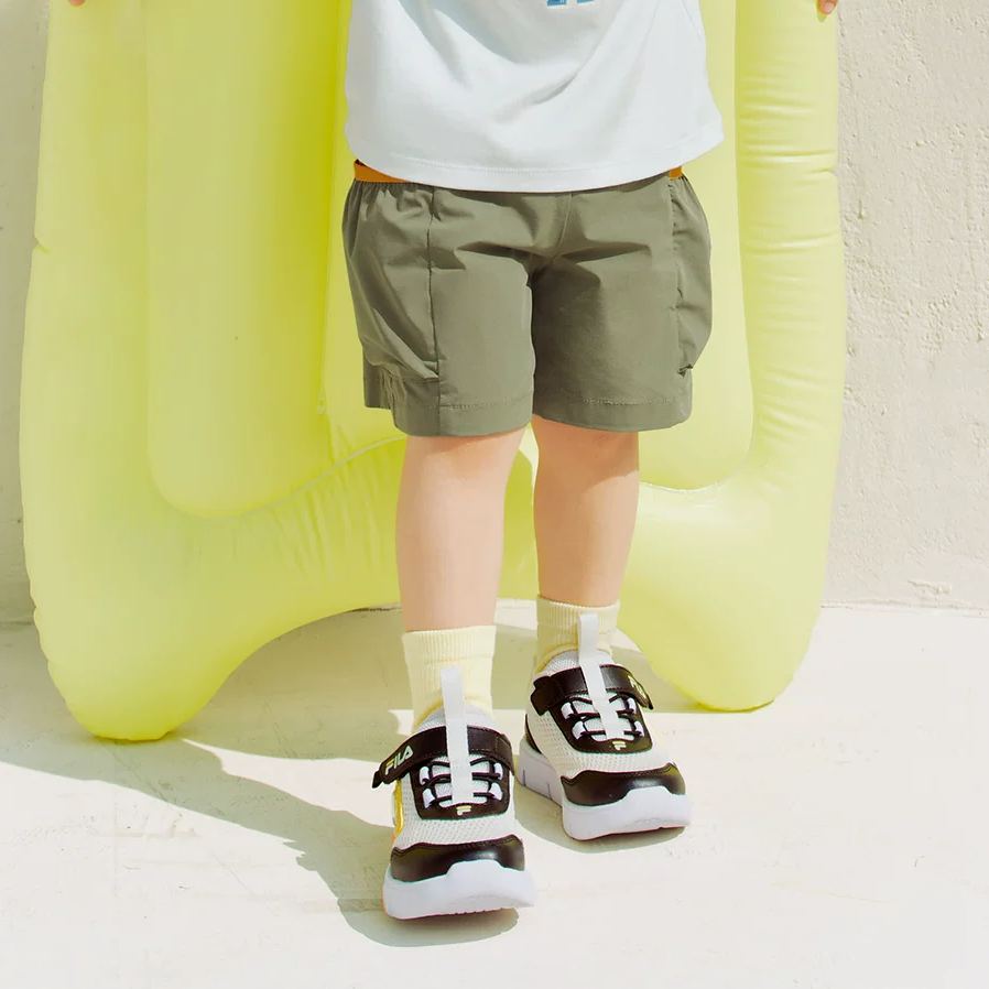 FILA KIDS Boy's FILA X SEUNGYOUN KIM Woven Pants OLIVE GREEN