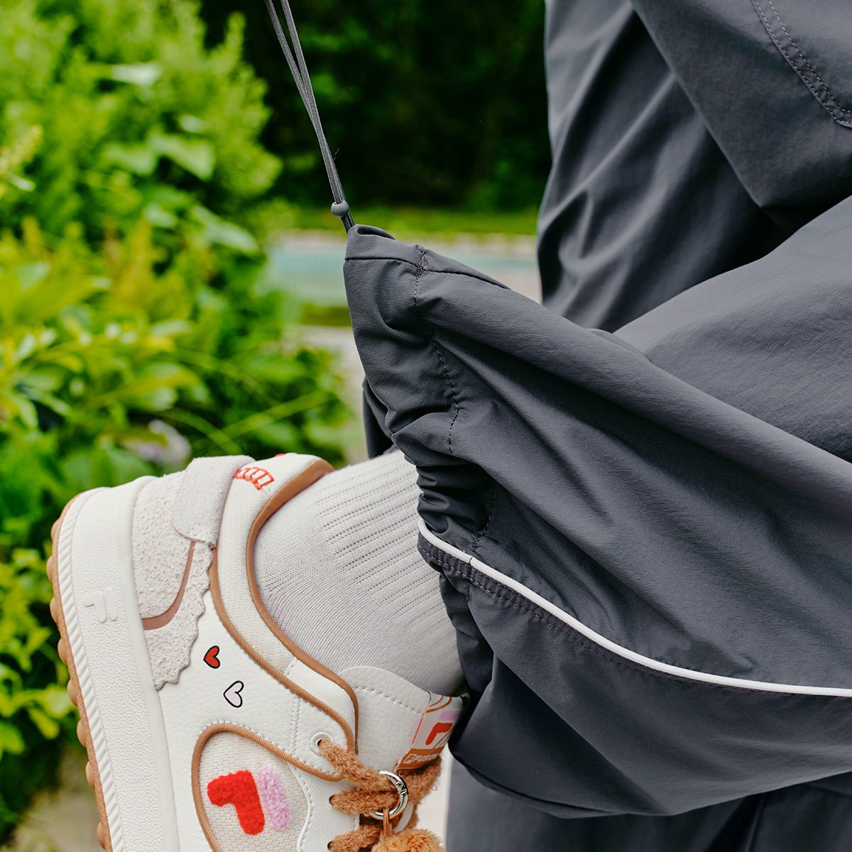 FILA X MOONGE WOMEN'S Woven Pants