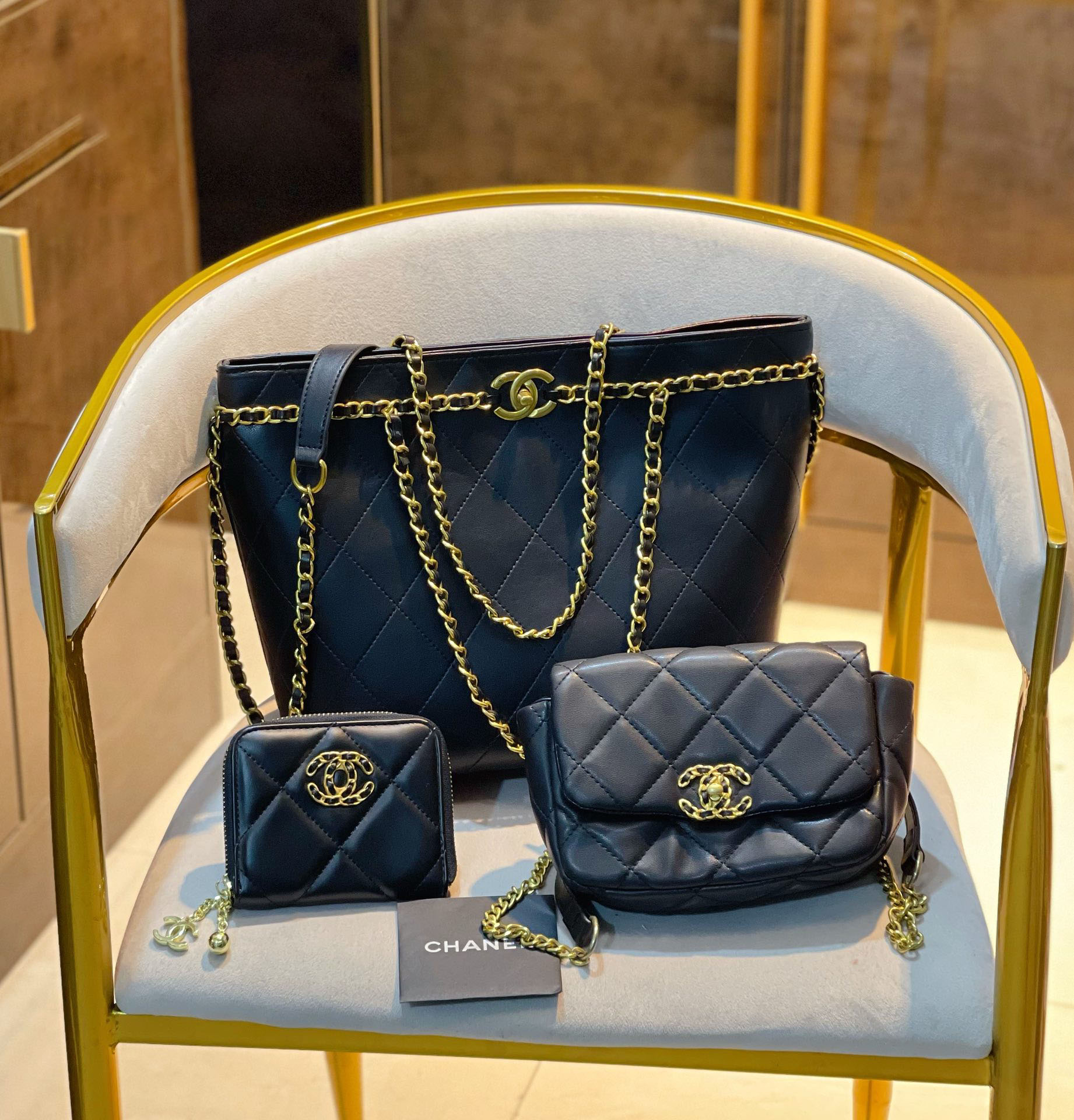 【CHANEL】定番人気♪ ミニ マトラッセ☆CHANEL☆Mini Flap Bag3点セット お得
