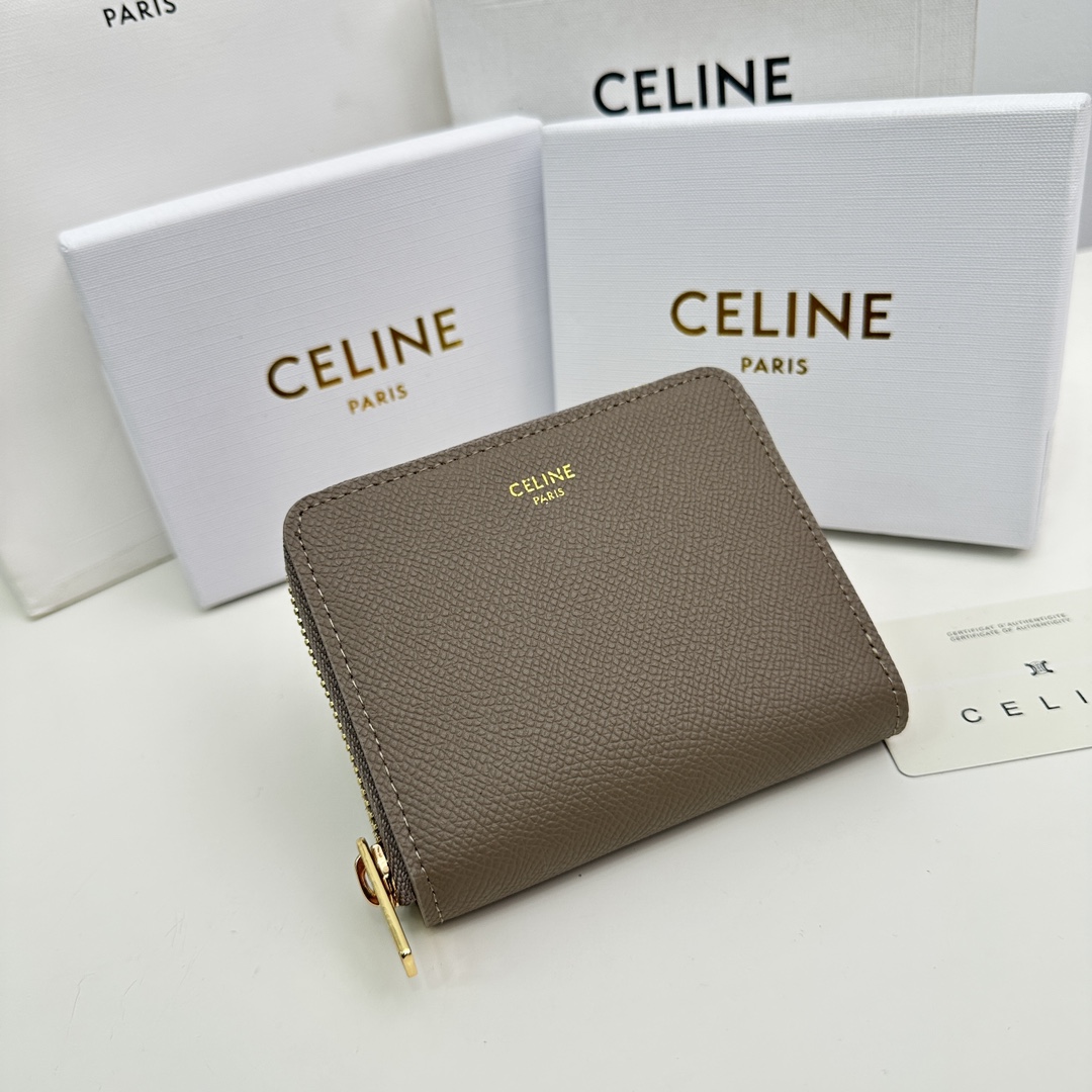 CELINE【入手困難】TRIOMPHE CUIRコンパクトファスナー財布 ★全色★