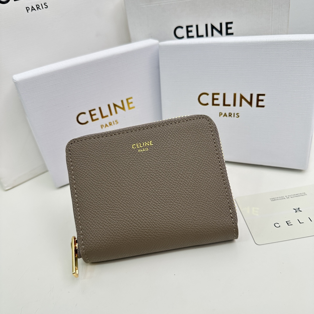 CELINE【入手困難】TRIOMPHE CUIRコンパクトファスナー財布 ★全色★
