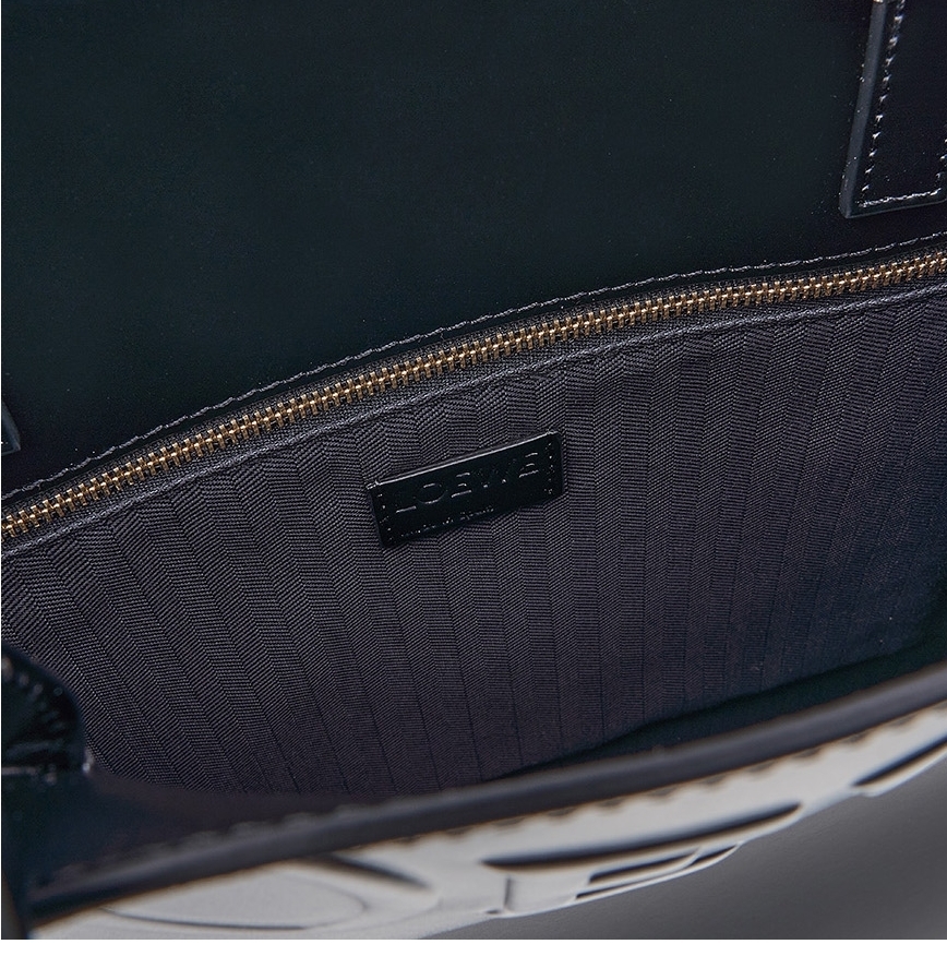 LOEWE A4 スムースレザー トートバッグ ショルダー