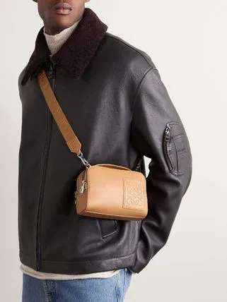 【LOEWE】カメラ クロスボディバッグ ミニ サテンカーフ