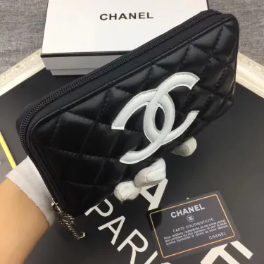 【CHANEL】人気の新作バカ売れ商品菱形チェック柄の刺しゅう入りバラ財布