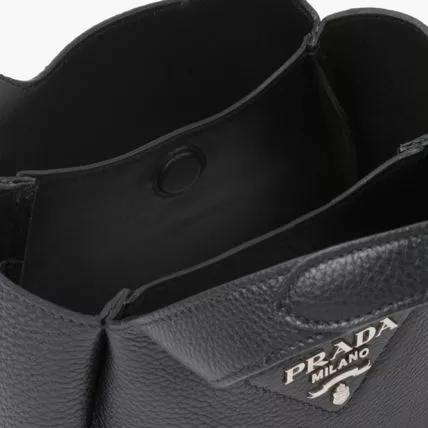 PRADA プラダ フルー スモール レザートート