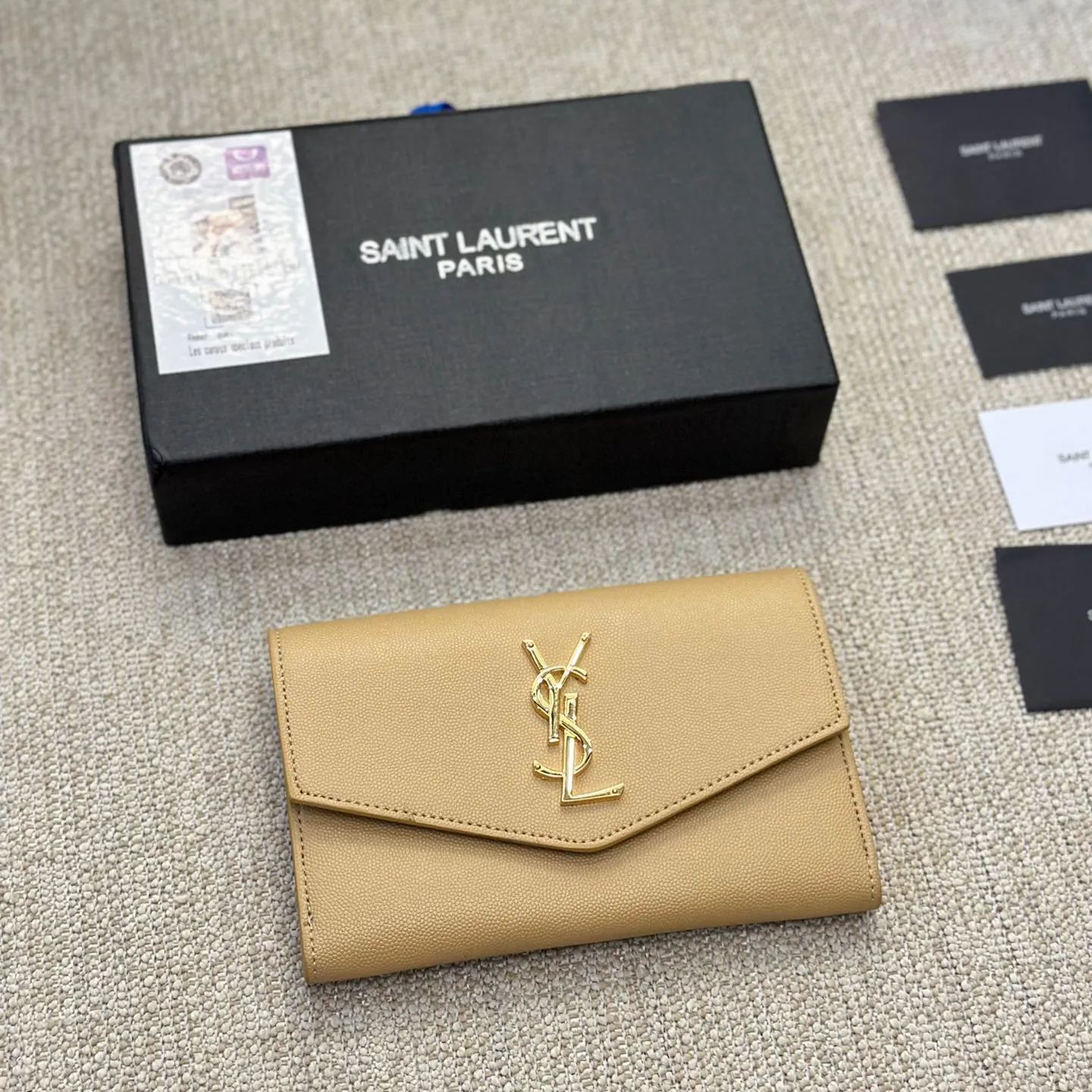 大人気!!Saint Laurent【高品質保証】UPTOWN チェーンバッグ