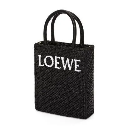 【loewe】すぐ届く☆新作☆loewe☆ラフィアトートバッグ
