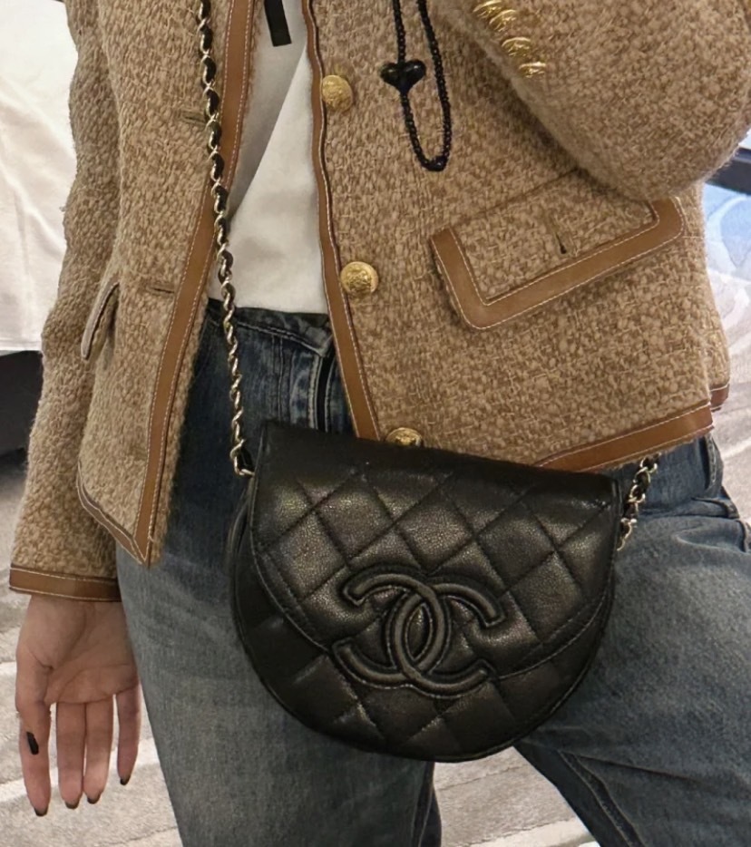 【合わせやすい】CHANEL スモール メッセンジャー バッグ