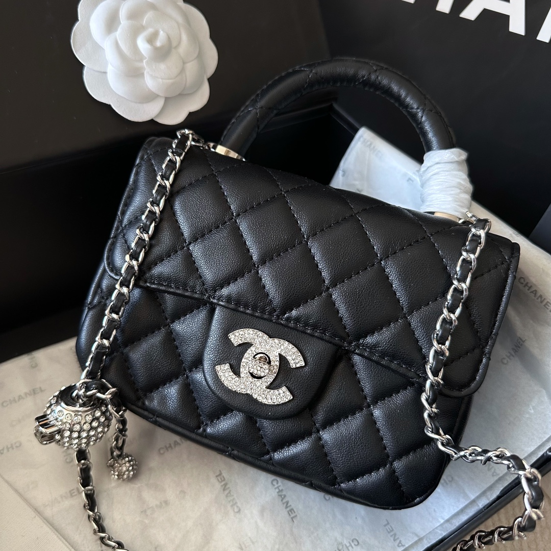 【女性に大人気！】 CHANEL セルズボウルシリーズレディーズハンドバッグ