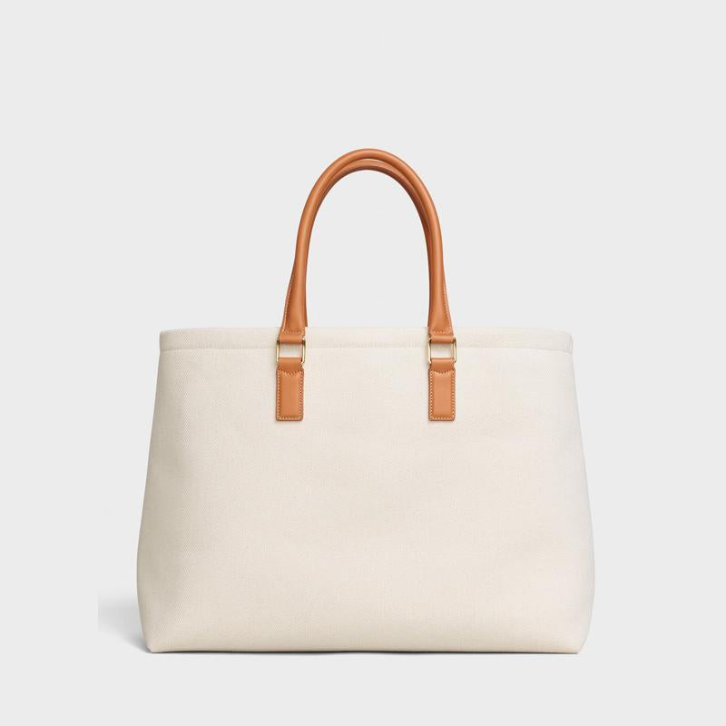 【CELINE CABAS キャンバストート】人気モデル愛用のホリゾンタルトートバッグ再入荷