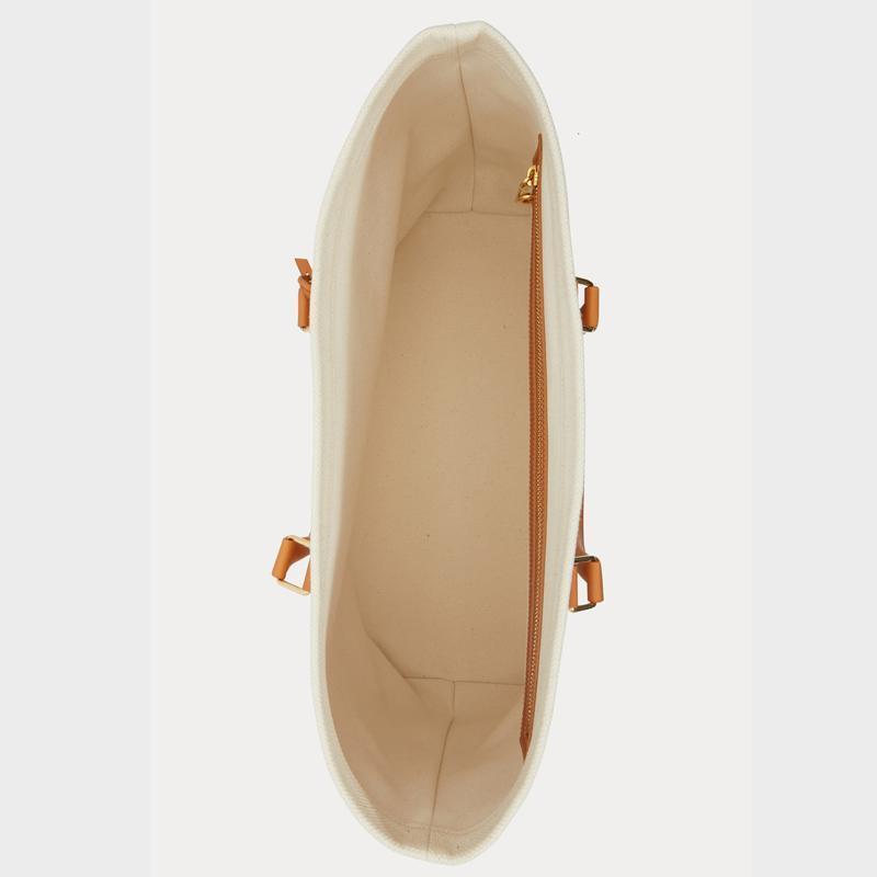 【CELINE CABAS キャンバストート】人気モデル愛用のホリゾンタルトートバッグ再入荷