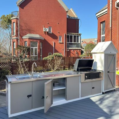 Outdoor barbecure table 