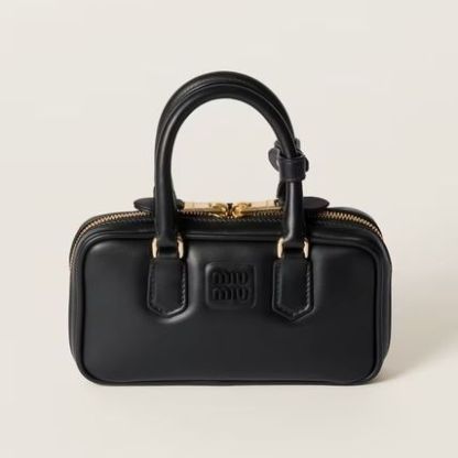 sweet 雑誌掲載！ガーリーな「miumiu(ミュウミュウ」のコーディネートがキュートな吉岡里帆さんが目印