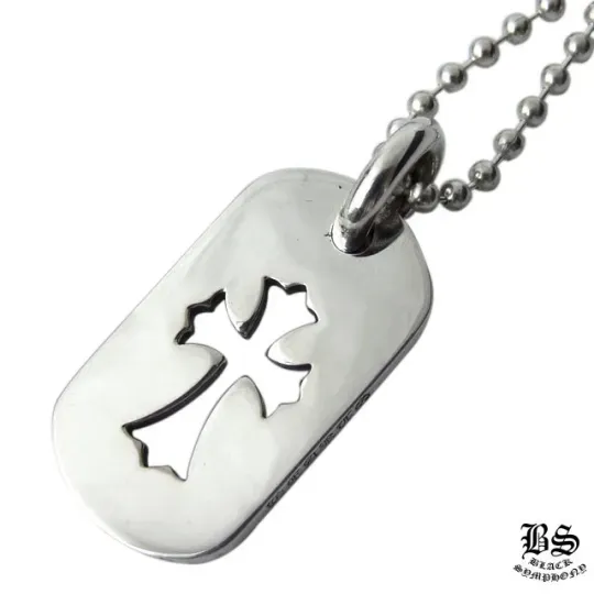 クロムハーツ カットアウトクロスドッグタグ(スモール)