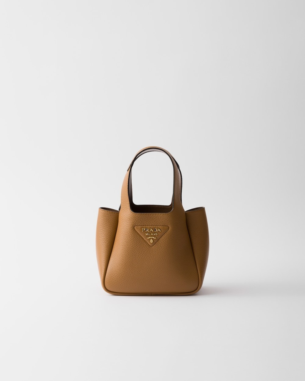 近藤千尋さん愛用♡*PRADA*フルー レザートート small