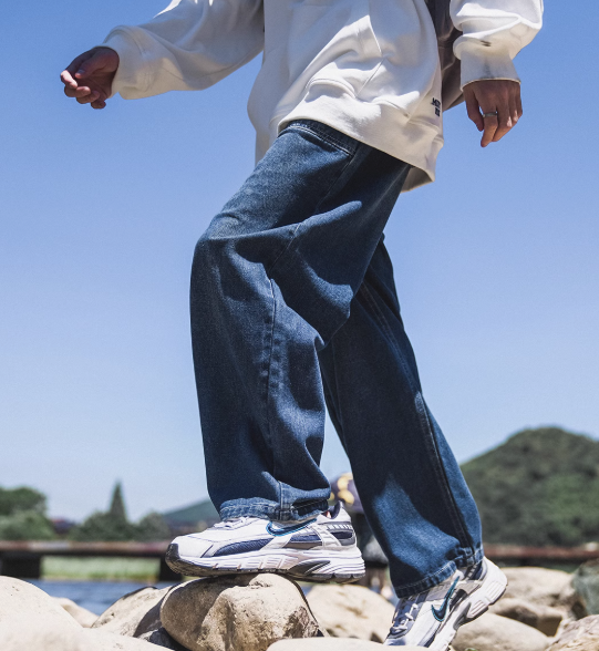 春と秋の新作ジーンズ 男の子用 ゆったり ストレート ドローストリング トレンド ブランド 若者 アメリカンスタイル