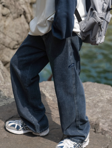 春と秋の新しいジーンズ 380g ボーイズ ストレート ルーズ ティーンエイジャー オールマッチ トレンディ ブルーグレー