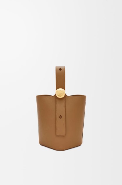 ペブル バケットバッグ ミニ（スムースカーフ）