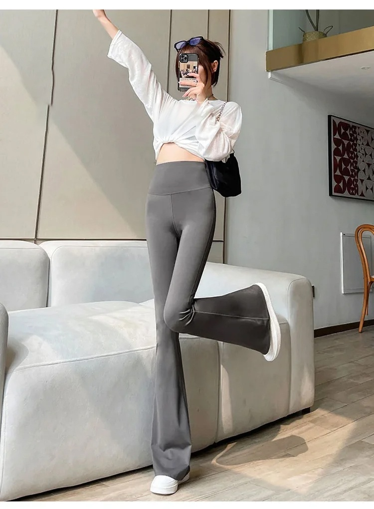 กางเกงขาม้าเอวสูงสีดำดูผอมลง