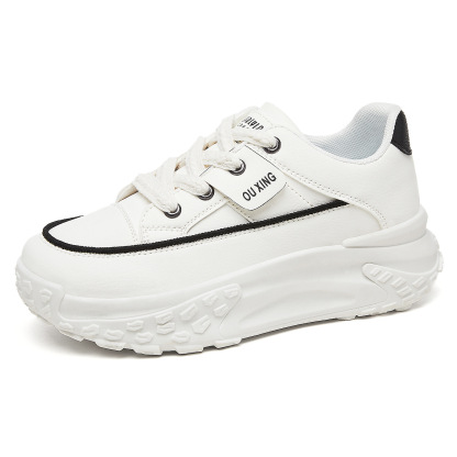 Thick-soled casual women's height-increasing shoes, 30 mm ergonomic sole. Supports the natural shape of the foot while walking and improves activity efficiency.