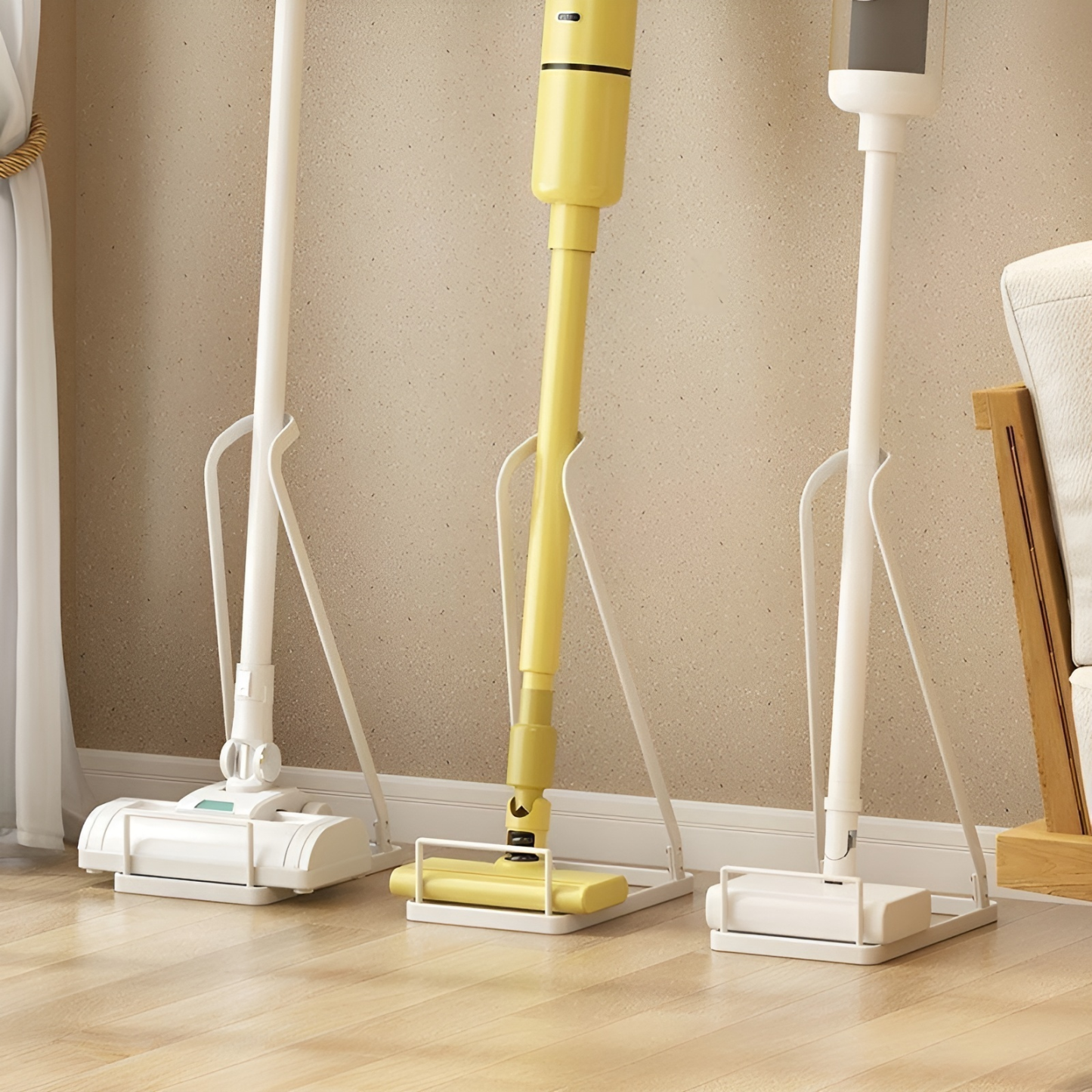 Vacuum cleaner storage rack